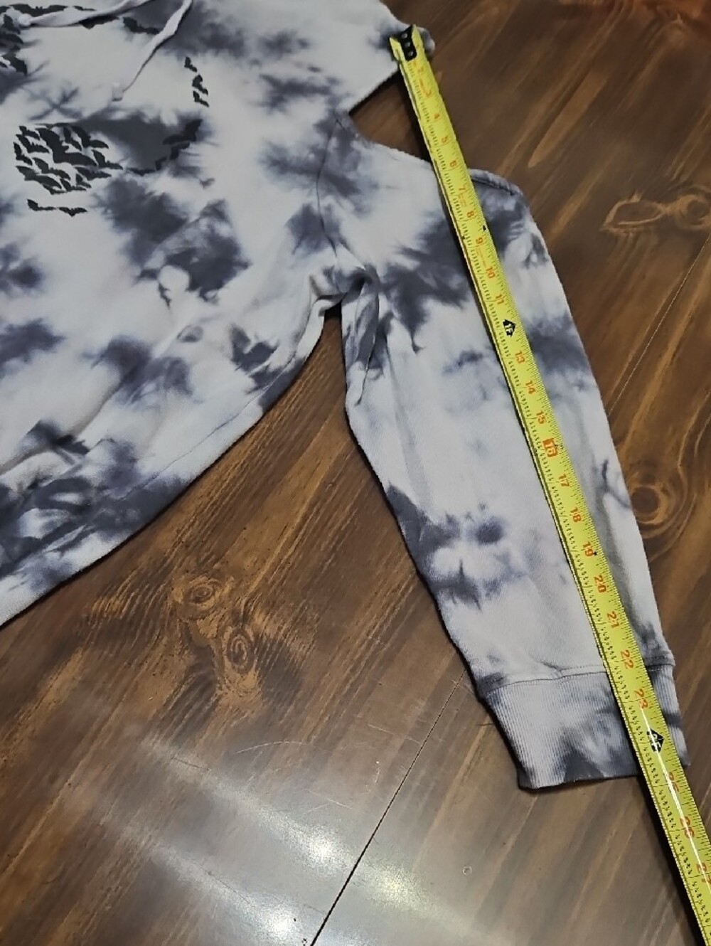 torrid Cold Shoulder Hoodie with Bat Skull Graphic - Picture 6 of 9